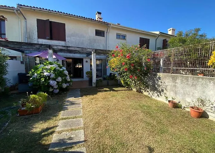 House In Prime Location! *